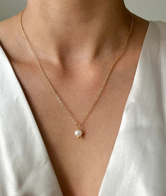 New korean Style Gold Plated Pearl Necklace Chain For Girl And Women